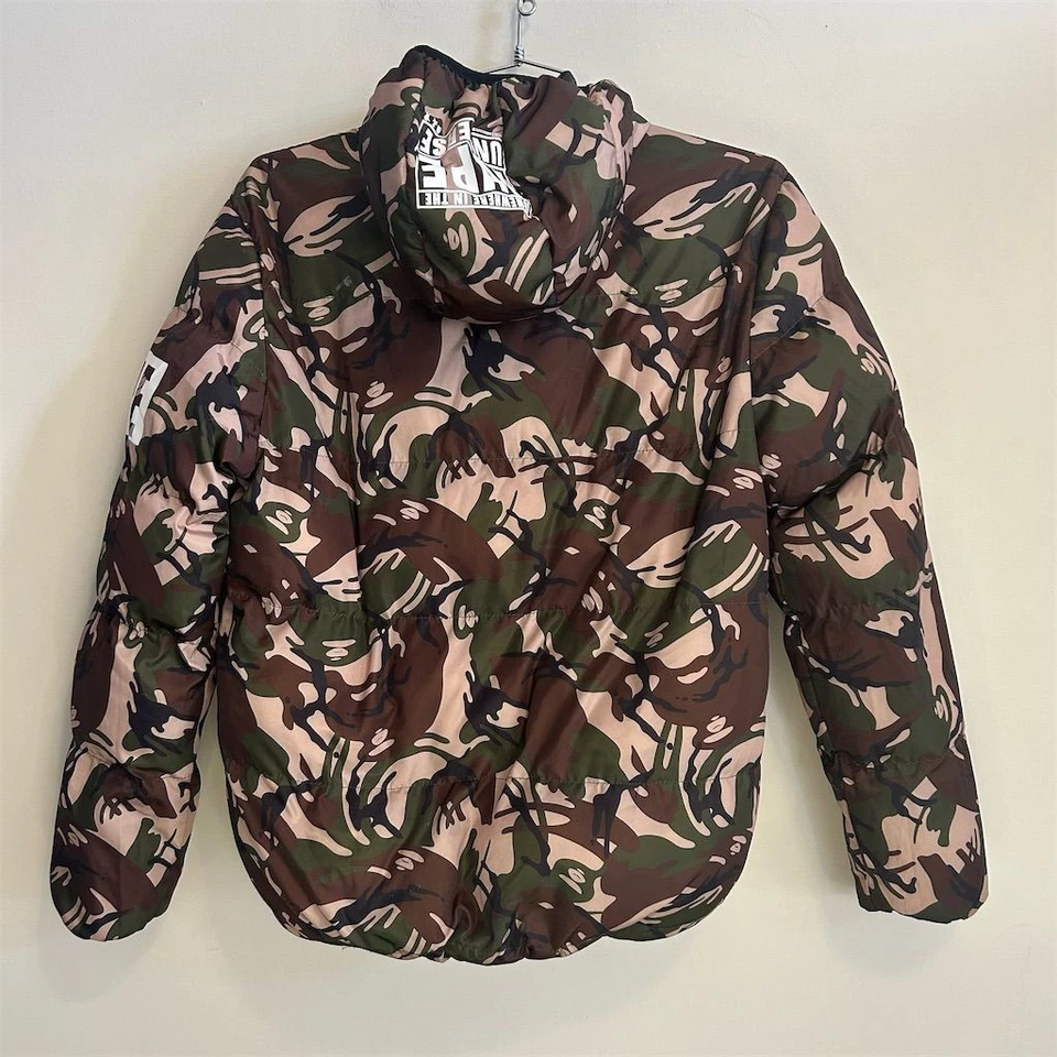 AAPE by A Bathing Ape Men's Green Camo Down Puffer Jacket Size L - Image 2 of 4