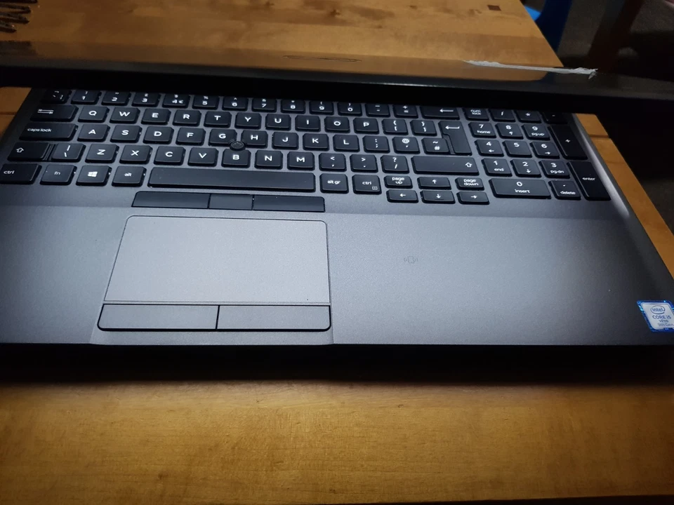 Dell Latitude 5501 · i5-9400H · 8GB · 256GB, photo 3 of 5