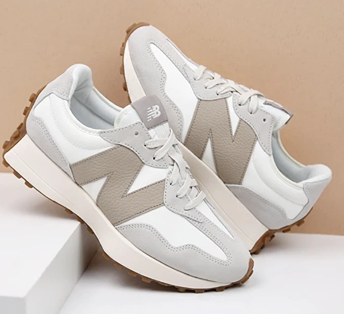 New Balance 327 Unisex W12/M10.5 Sneakers Shoes Moonbeam with 