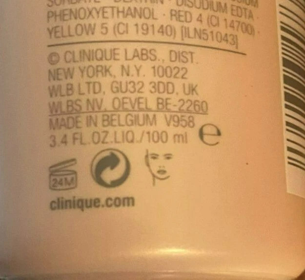 Clinique Moisture Surge Overnight Mask 3.4 Fl oz and 1 Fl Oz and 2 others - Image 4 of 4