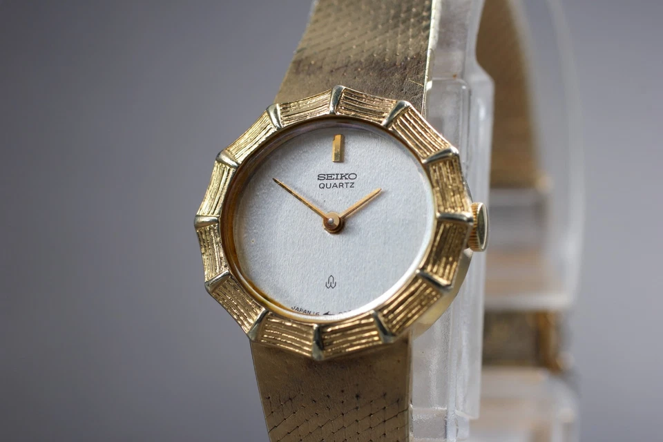 Vintage 1977 Exc+5 Seiko Bracelet 16-7120 SGP Quartz Women Watch From JAPAN - Image 4 of 4