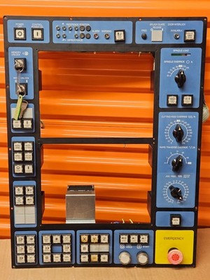 その他 Makino MGF / UP-MF4-ED1J Operation Panel Makino A51 CNC Control Panel Operator Interface w/ Wiring Harness