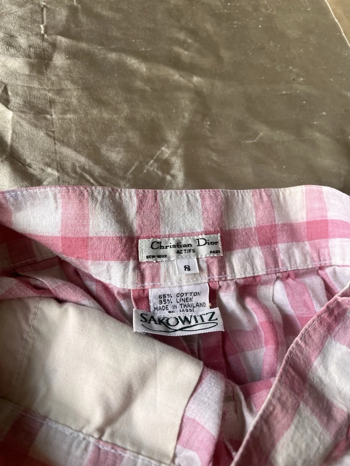 Falda rosa plisada Christian Dior para niñas talla 8 / mancha clara Foto 2 de 4