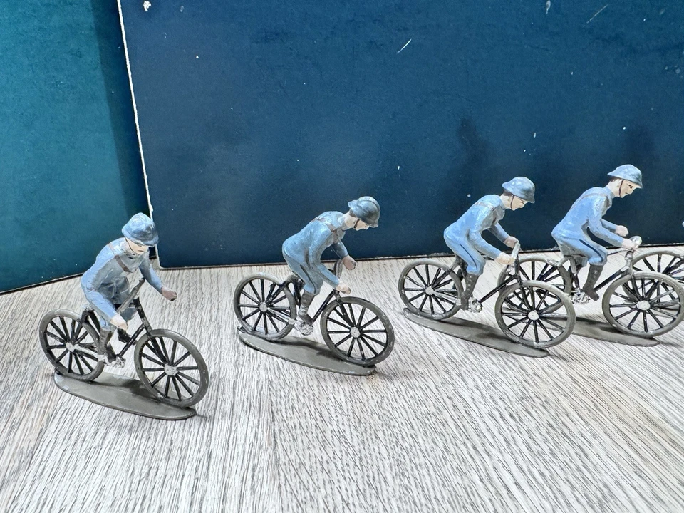 Mignot: Infantería francesa en bicicleta, c1917, posguerra c1950.  Sin caja. Foto 2 de 4
