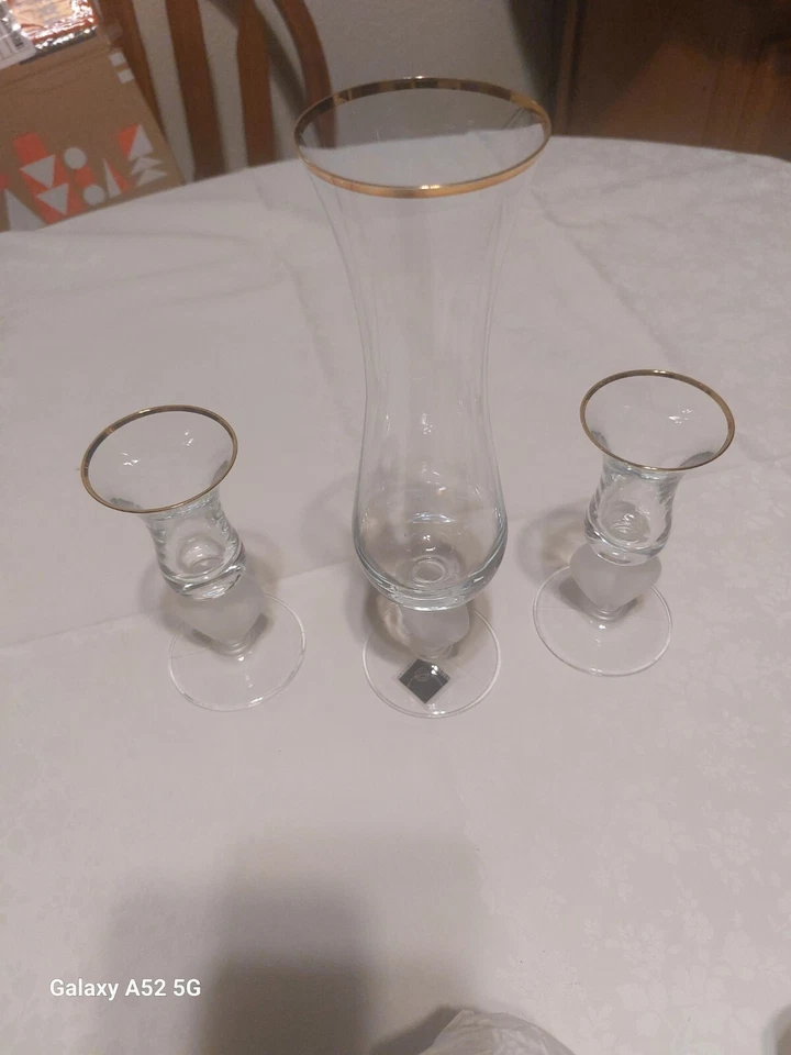 天体心形金边芽花瓶和匹配烛台。 全新 — 第 3/4 张图片