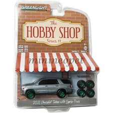 GREENLIGHT 97110 E 2021 CHEVY TAHOE 1/64 DIECAST MODEL with SPARE TIRES Chase