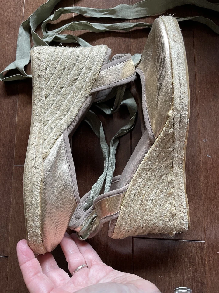 Nuevas alpargatas Boden de tela dorada con cinta al tobillo talla 39/8 Foto 2 de 4