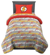 The Flash "Speed Force" Kids Reversible Bed Set -W19301317114, W25519137793
