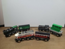 Lot of Wooden Railway Train Engines  Cars Thomas Brio Imaginarium Maxim  Tt-1