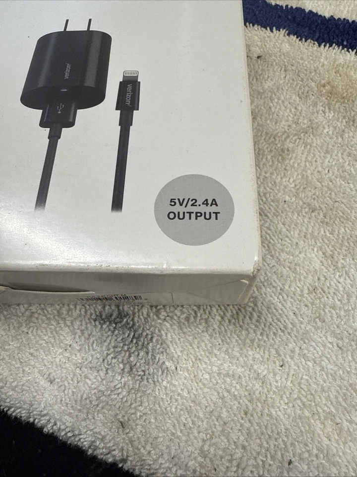 Cargador de vehículo ipod, iphone, ipad 5v/2.4A Foto 2 de 3