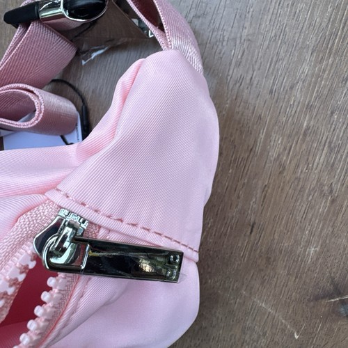 ALO YOGA 2025 Set Explorer Fanny Bag & Headband Pink NWT - Picture 10 of 19