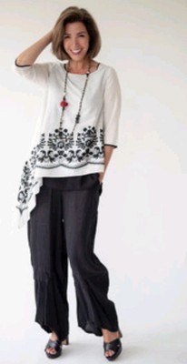 Aria Handmade Womens Frida Tunic Black White 3/4 Sleeve embroidered Rayon Size M