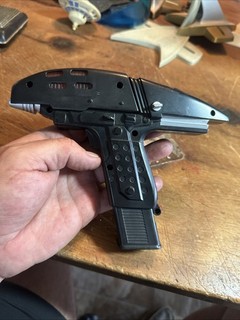 Star Trek Assault Phaser Shown In Star Trek Six The Undiscovered Country ￼￼￼