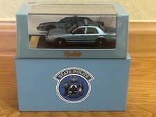 Rollin 164 Maine State Police Ford Crown Victoria P71 Chase Unit Blue Lightbar Rollin 164 Maine State Police Ford Crown Victoria P71 Chase Unit Blue Lightbar