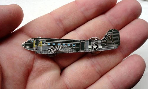Atlas Editions USAF Douglas C-47 Dakota Skytrain Pin Badge WW2 D-Day