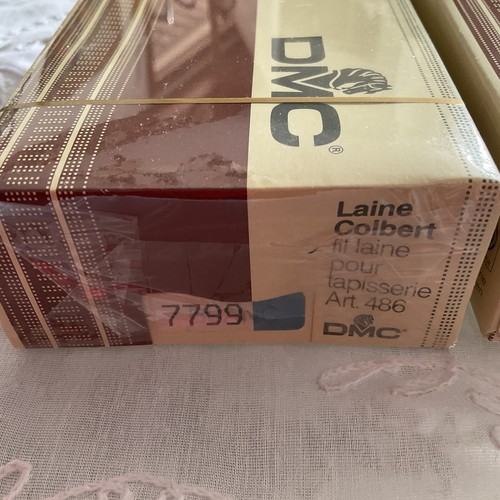 DMC Laine Colbert Tapestry Yarn Lot of 20 Artic Blue 100% Virgin Wool France M - Picture 8 of 10