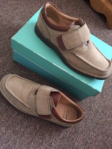 clarks 8.5 g