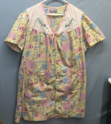 Vintage Moon Dance House Coat Duster Robe Pearl Snaps Pockets Purple Floral  Sz L