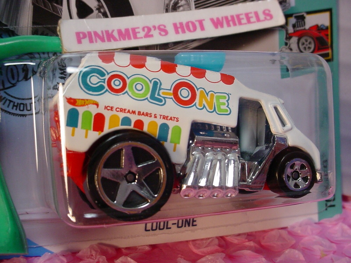 2020 i Hot Wheels COOL-ONE #38 ☆ white/red☆Ice Cream Truck