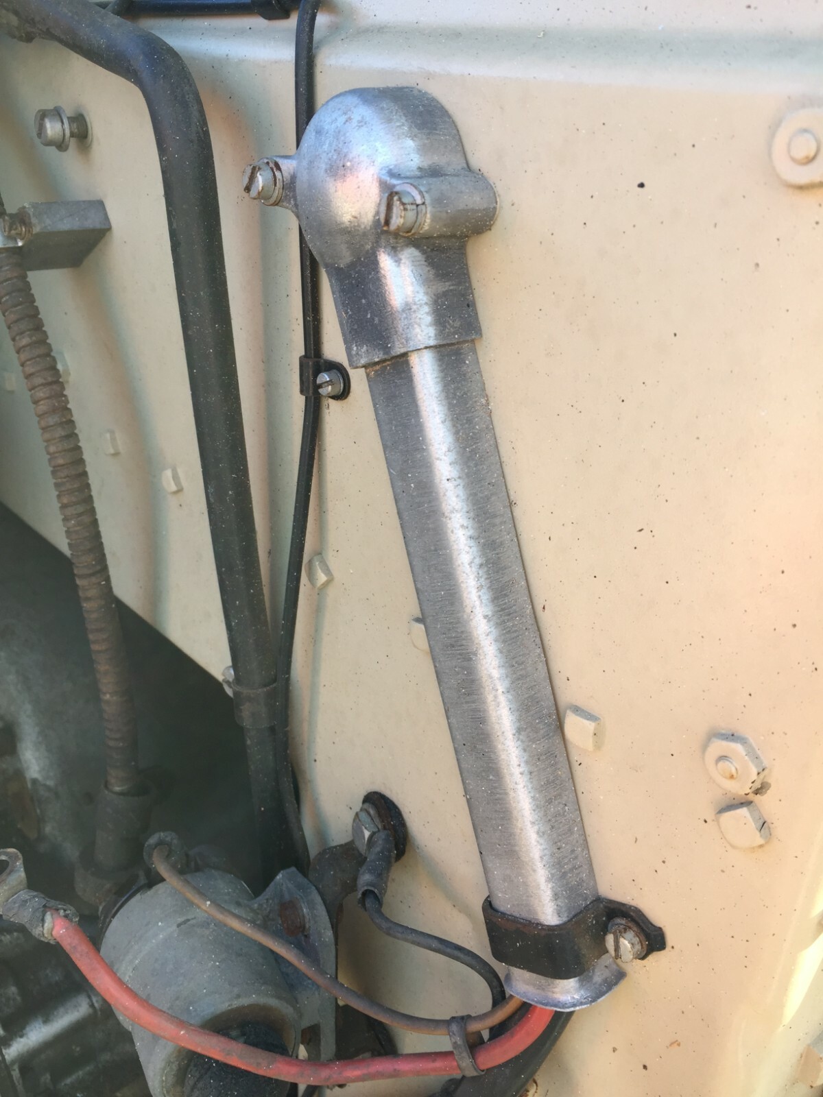 ROLLS ROYCE DAWN WRAITH, BENTLEY WIRING CONDUIT. WORLDS LARGEST USED INVENTORY