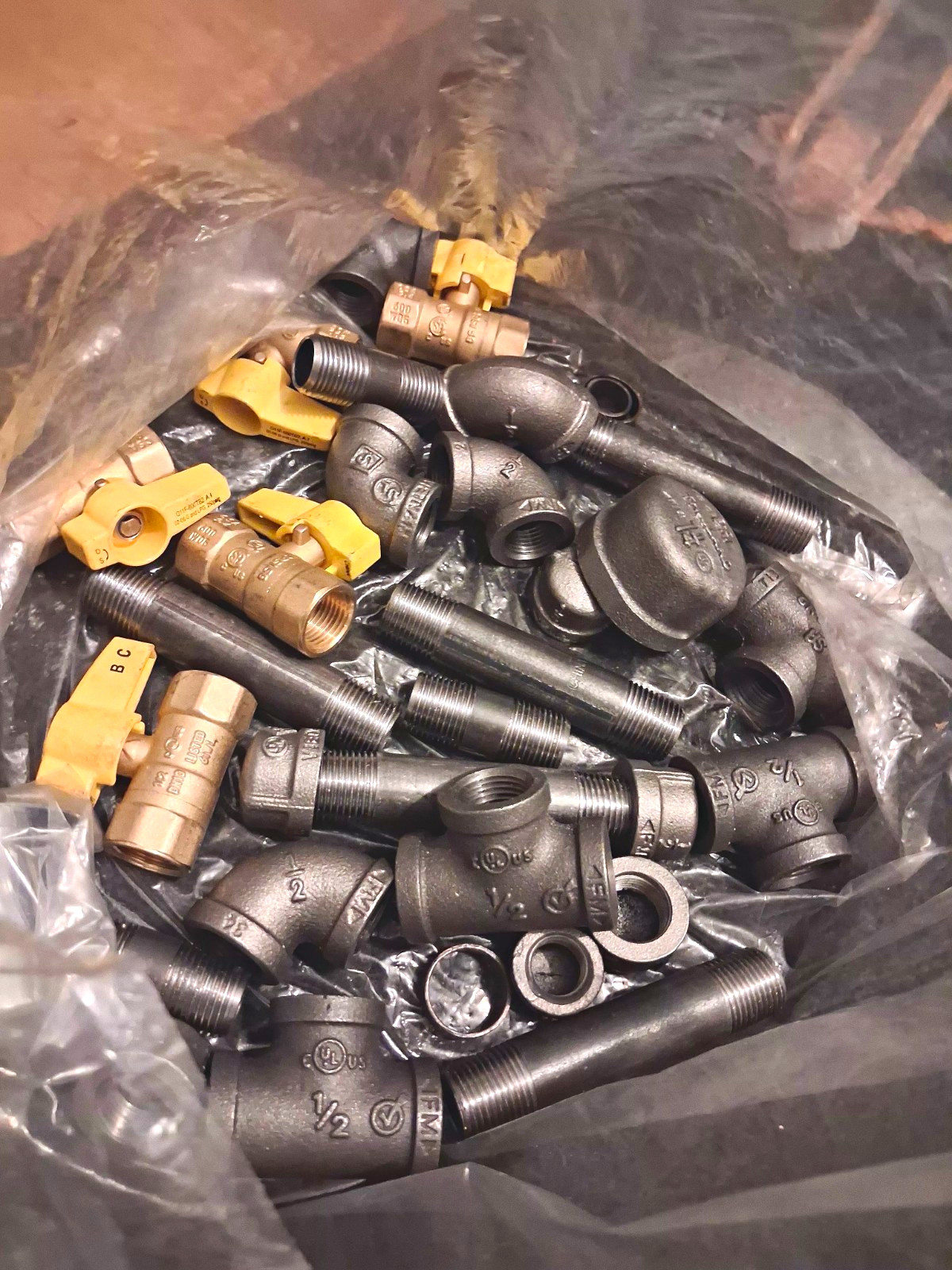 1/2" Black Iron Pipe Fittings & Brass Valves  Gas & Water Piping