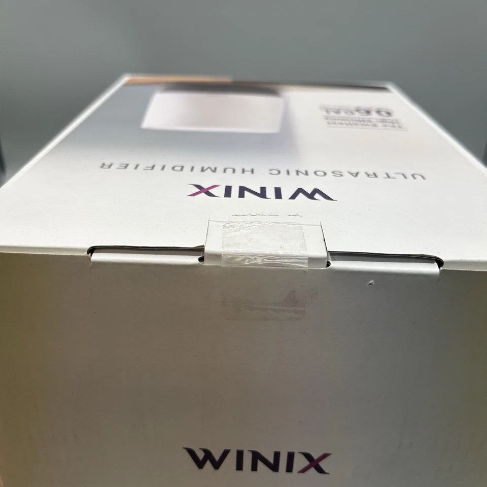 Humidificador ultrasónico Winix 0,6 galones con luz nocturna - blanco/gris oscuro Foto 3 de 4