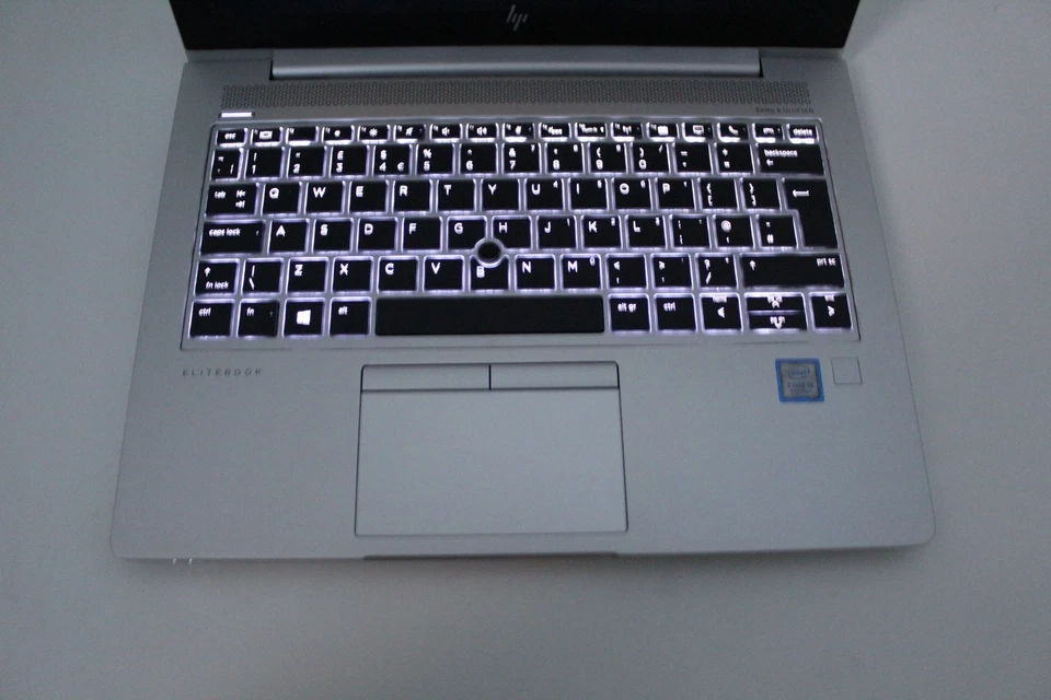 Cheap Bargain HP ELITEBOOK 830 G6, 12GB ram,256GB NVME , i5-8th GEN processor, - Image 3 of 4