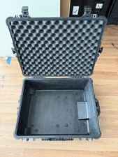 Pelican 1610 Waterproof Rolling Case Black, G...