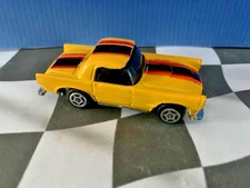 Letraset International Summer Motor Force 8501 Ford '57 T-Bird YELLOW  1:64