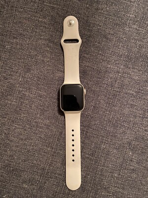Apple Watch SE (2022) 40mm Starlight Aluminum Case with Sport Band, S/M (GPS...