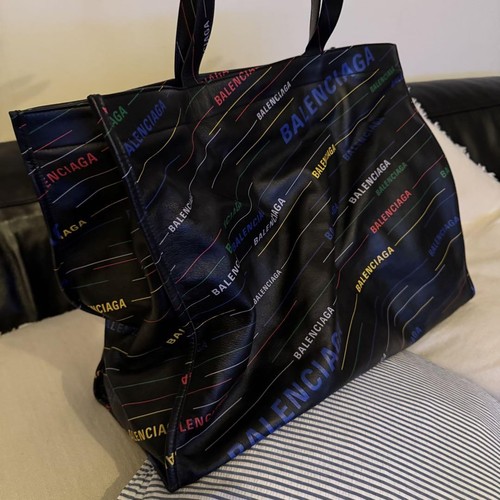 Relisted BALENCIAGA Logo Multicolor Tote Bag #PFAAN1 - Picture 6 of 6