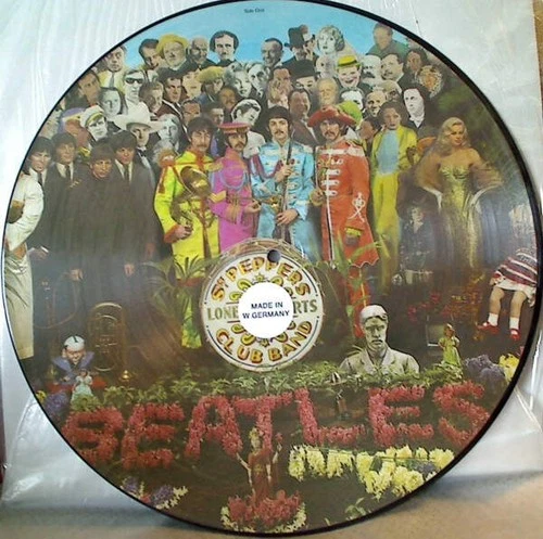 The Beatles - Sgt. Pepper's Lonely Hearts Club Band (VINYL)