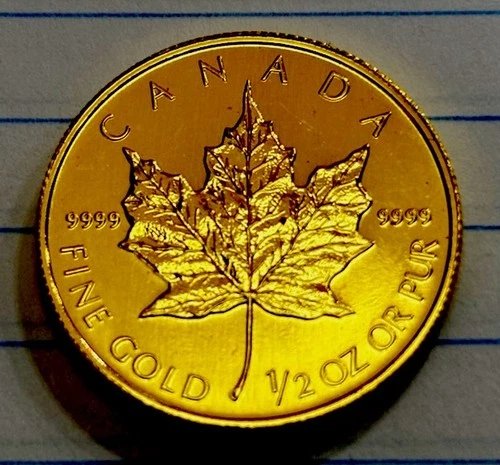 2004 .999 Pure Gold 1/2 Ounce $20 CanadianMaple Leaf
