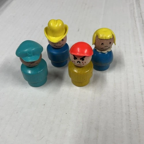 Vintage Fisher Price Little People Wooden Body Figures Lot of 4