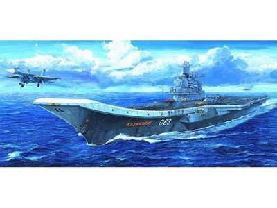 1/700 Trumpeter Admiral Kuznetsov Russian Aircraft Carrier