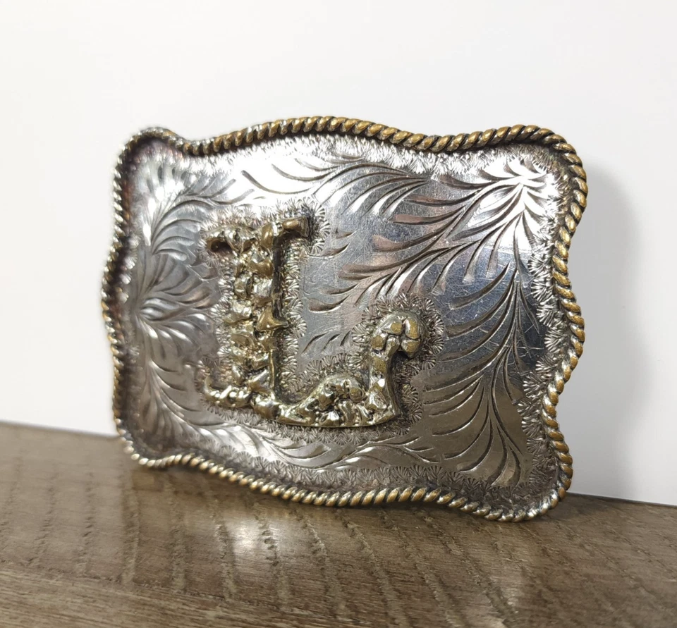 Hebilla de cinturón occidental chapada en oro plata letra inicial L vintage Foto 3 de 4