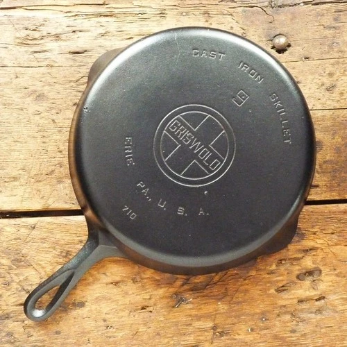 Vintage GRISWOLD Cast Iron SKILLET Frying Pan # 9 LARGE BLOCK LOGO - Ironspoon