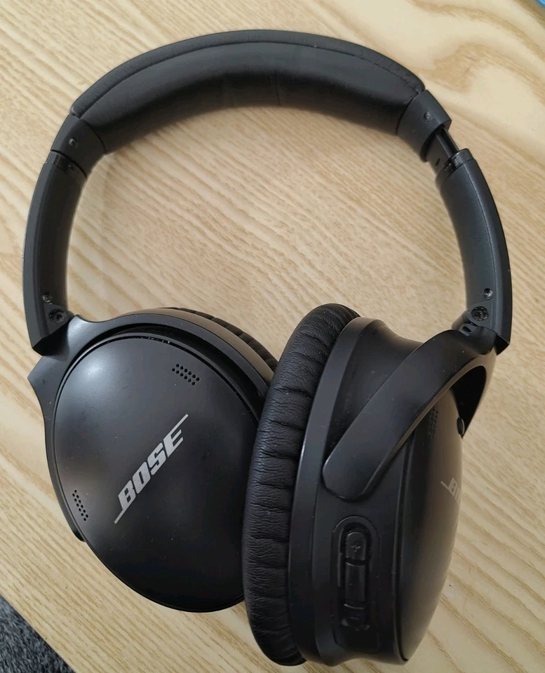 Bose QuietComfort 45, photo 1 of 2