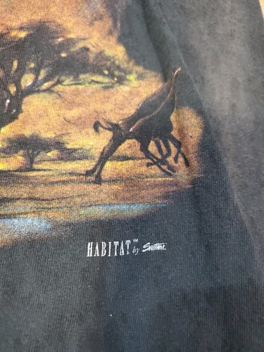 VINTAGE Rainforest Cafe LION T-Shirt Sz Medium Orlando Florida Safari Africa ๐ฅ - Picture 3 of 10