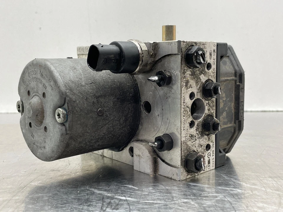 2002 Audi A6 Quattro AWD OEM ABS Anti Lock Brake Pump Assembly 44K 4B0614517H - Image 3 of 4