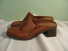 Mules En Cuir Naturalizer Pour Femme - Marron, Pointure 8 1/2 M (US) - Occasion