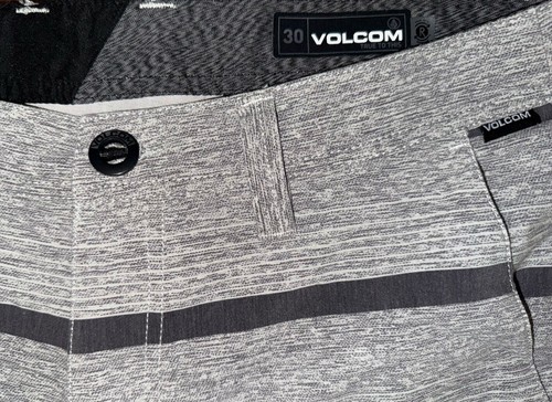 Volcom Stone Board Shorts Gray Striped Surf and Turf Swim Trunks Mens 30 - Picture 2 of 3