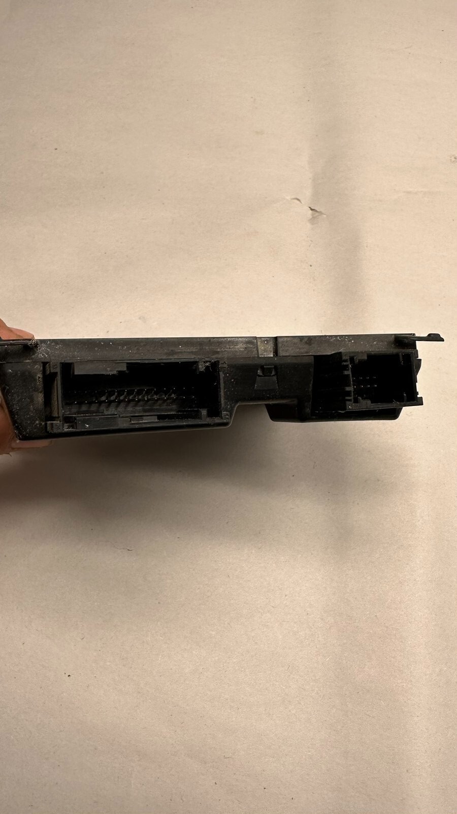 BMW i8 (I12) Hybrid Control Module 764878-01 OEM (324.22)