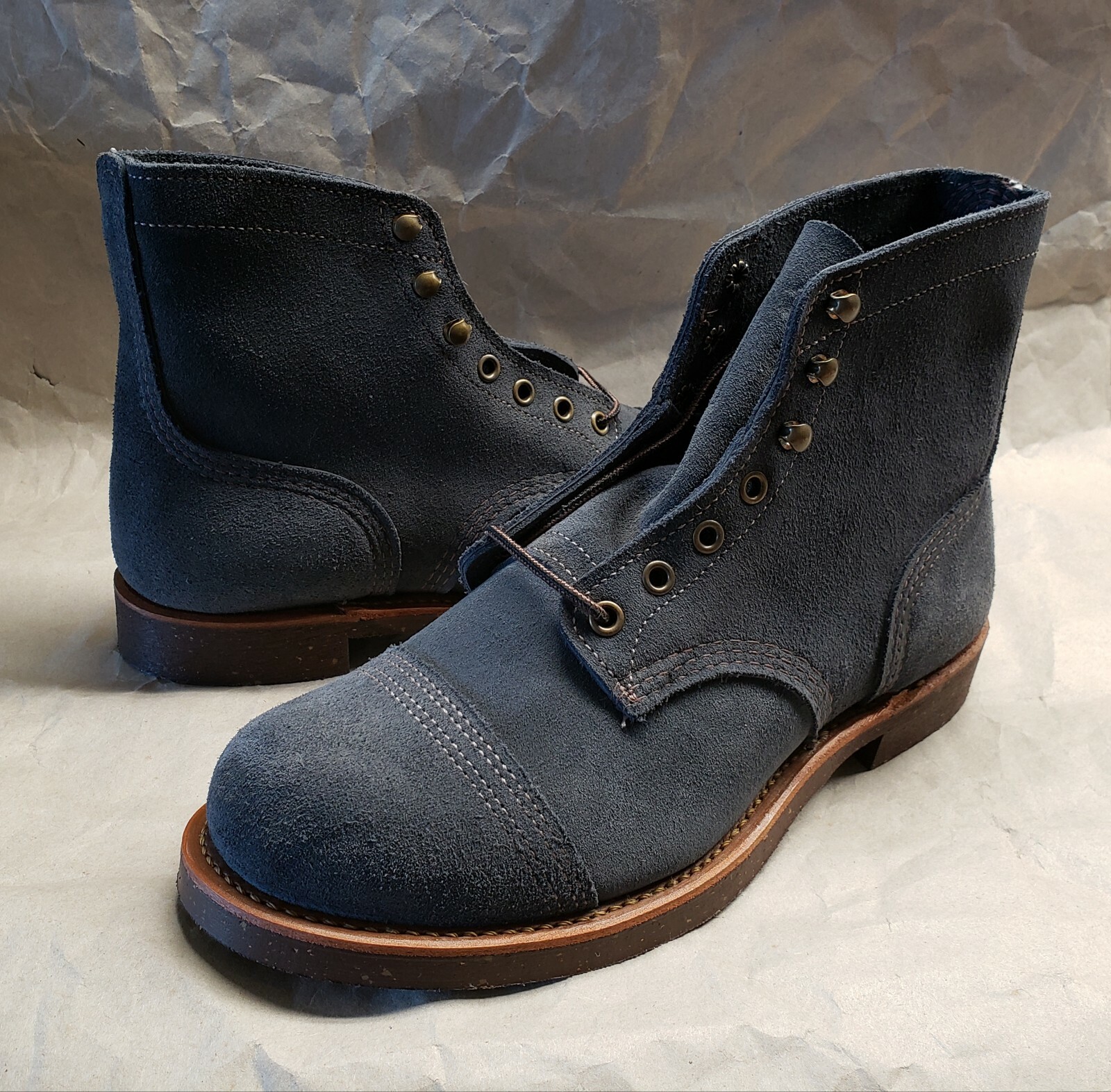Red Wing 8117 NAVY ABILINE ROUGHOUT Heritage Nitrile Cork Sole Iron