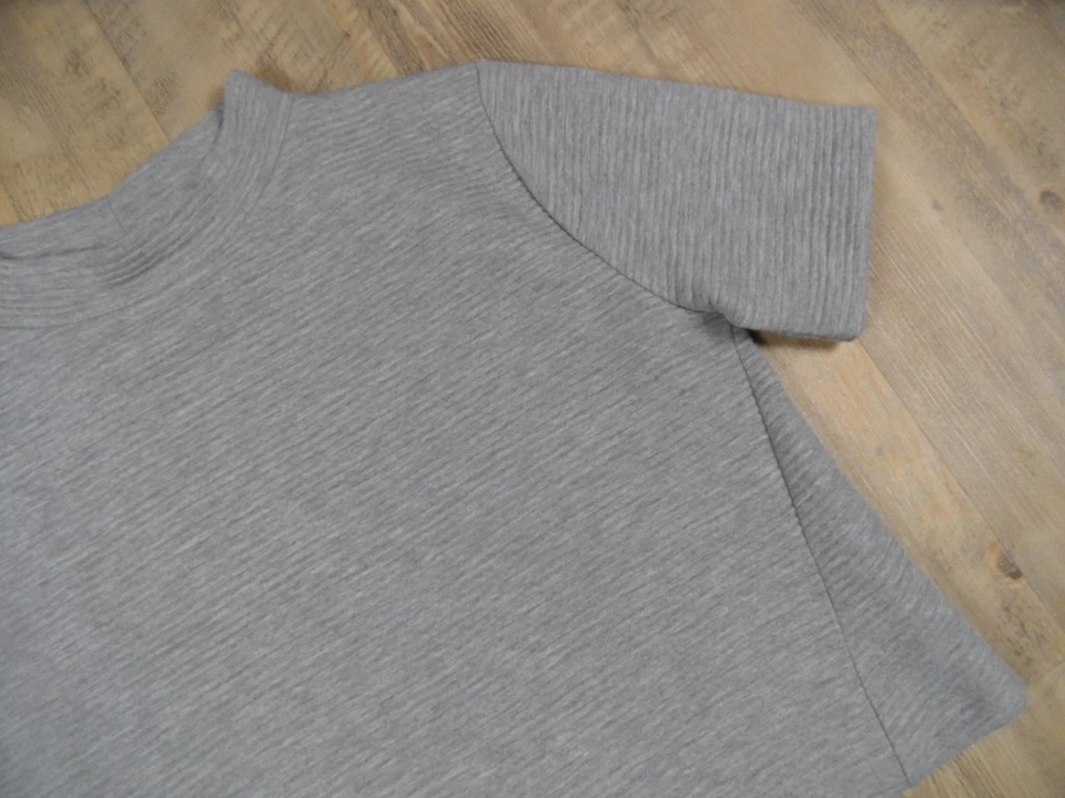 FRENCH CONNECTION schönes oversized Sweiatshirt grau Gr. 42/44 ? TOP SJ1117 - Bild 2 von 3