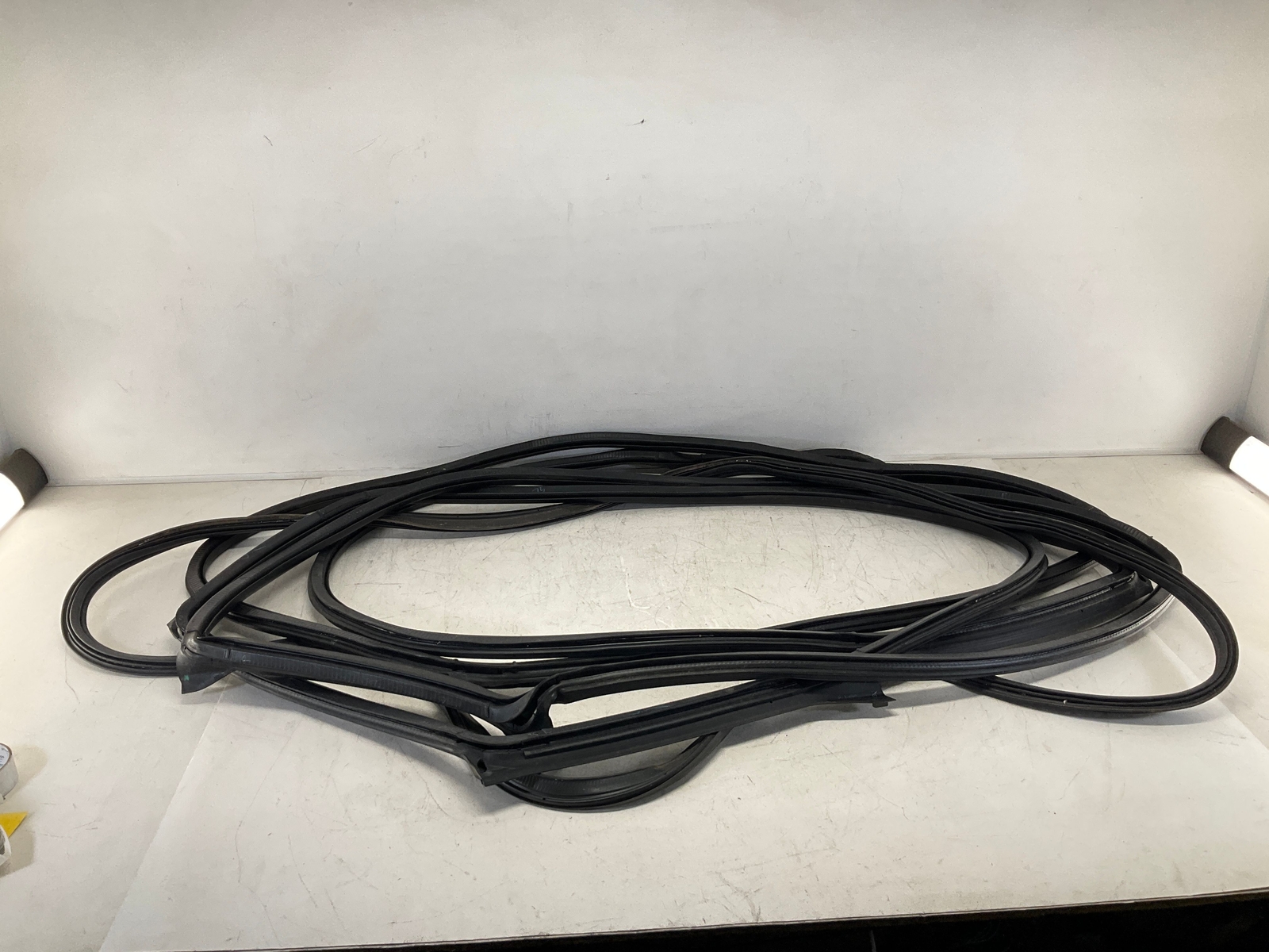 17-20 MASERATI Levante Front & Rear Door Tailgate Weather-Strip Seal 5 OEM