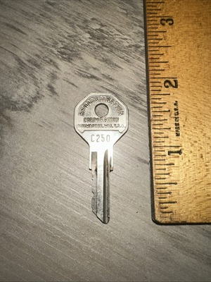 #ad Vintage Briggs And Stratton Key #C250 Early Key￼ $59.99