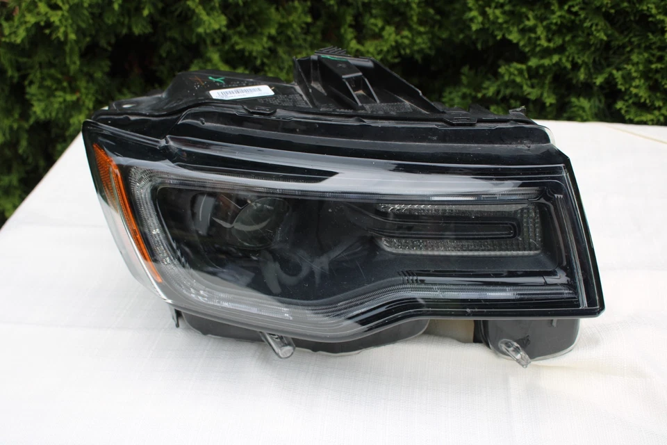 2016-2021 Jeep Grand Cherokee Xenon HID Headlight Black Right Passenger Side — 第 4/4 张图片