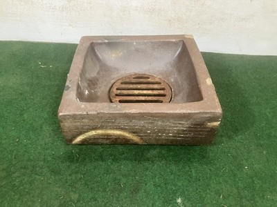Befeuerter glasierter Gully Topf mit original Gusseisenrost