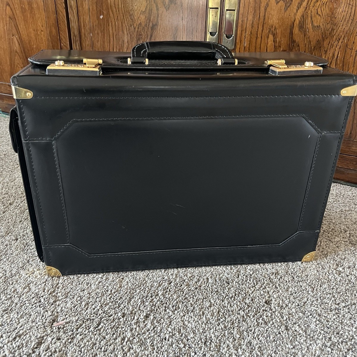 Vtg Ventura Leather Boardroom Attache Briefcase Lawyer Pilot